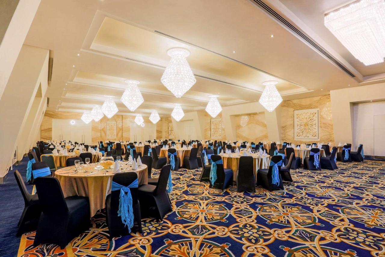 Radisson Blu Resort, Sharjah Exterior photo The ballroom
